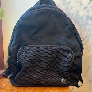 LULULEMON Everywhere Backpack